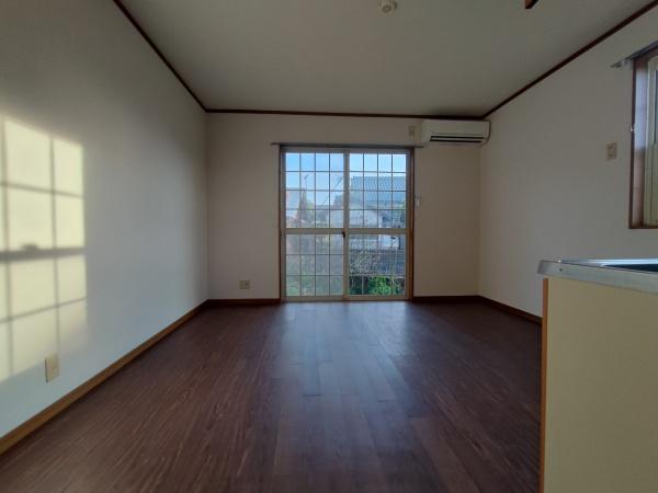 グリーンタウンツムラ リビング グリーンタウンツムラ リビング