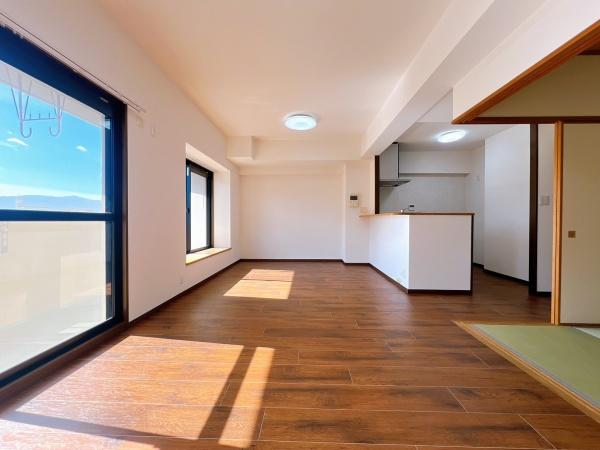 ダイアパレスパークサイド春日 リビング ダイアパレスパークサイド春日 リビング