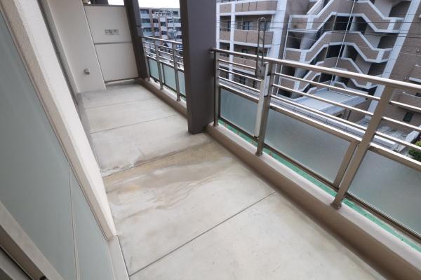 ルネッサンス21春日ザ・パーク バルコニー ルネッサンス21春日ザ・パーク バルコニー