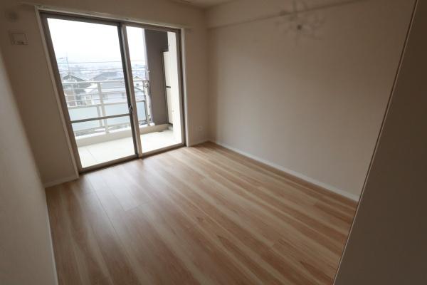 ルネッサンス21春日ザ・パーク 洋室 ルネッサンス21春日ザ・パーク 洋室