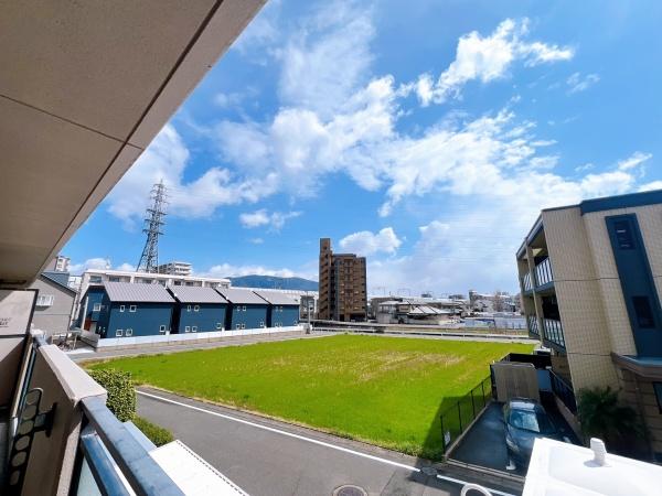 春日原ガーデンハウス1番館 現地からの眺望 空が広く見えます♪ 春日原ガーデンハウス1番館 現地からの眺望 空が広く見えます♪