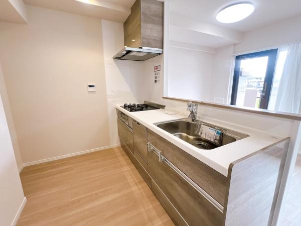 春日原ガーデンハウス1番館 キッチン 食器洗乾燥機付きのシステムキッチン♪ 春日原ガーデンハウス1番館 キッチン 食器洗乾燥機付きのシステムキッチン♪